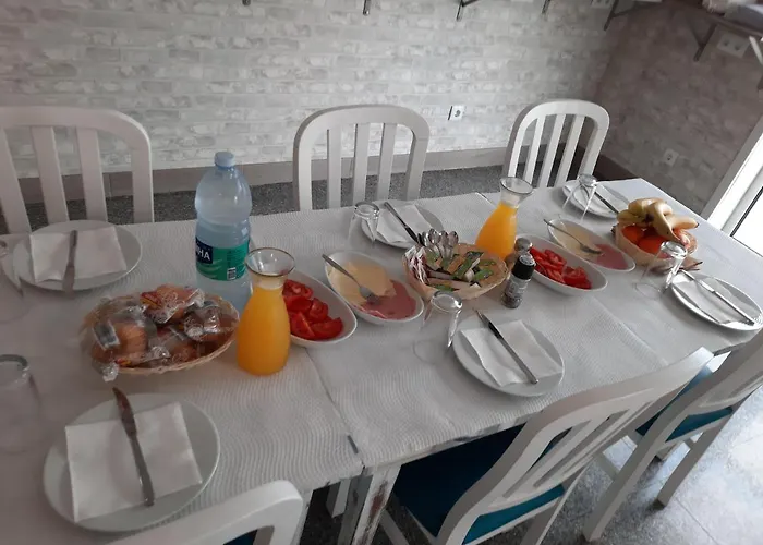 Ξενοδοχείο U